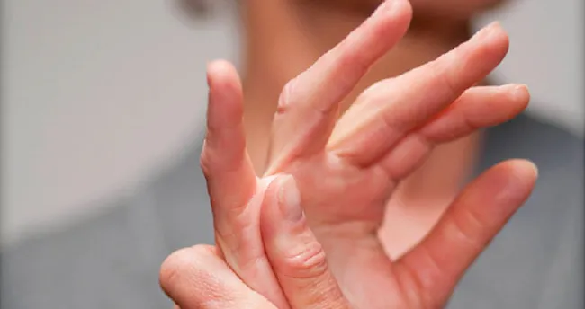 Nöropatik şikayetler (uyuşma )